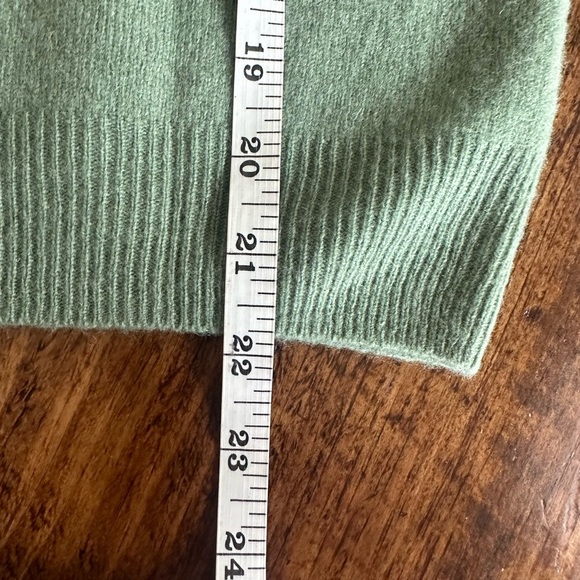 NWT! Sage Green Crewneck Sweater, 100% Wool - Picture 6 of 6